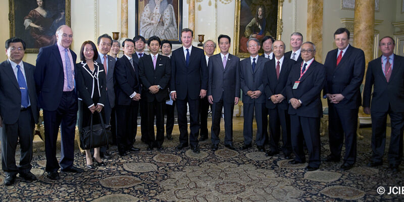 日英21世紀委員会第28回合同会議、キャメロン首相表敬訪問(2011)
Courtesy call on Prime Minister Cameron at UK-Japan